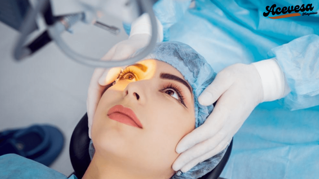 how long between cataract surgery on each eye